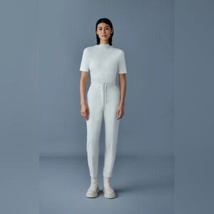 UCHUU - Minimalist White Knit Jogger Pants | Tapered Leg  | Soft Lounge Pant